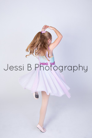 PrimaryBallet-GwenHoshield2