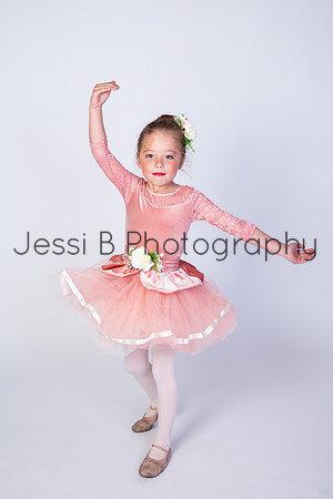 DanceIntroBallet-WylieLessuise2