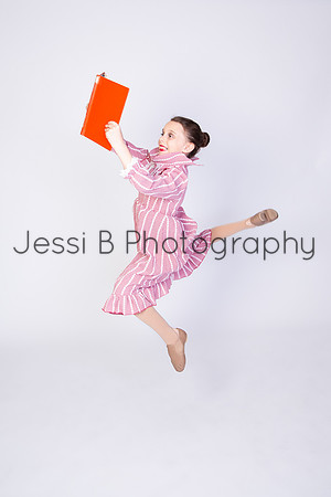 RisingStarsMusicalTheater-ArrabellaDeak